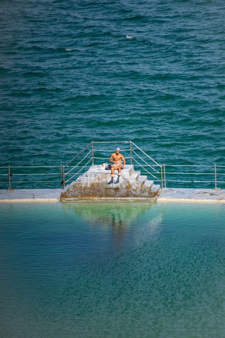 piscine Dinard, L’AGENCE 1907 CONCIERGERIE vous propose une sélection de biens d'exception ou séjourner pendant vos vacances
