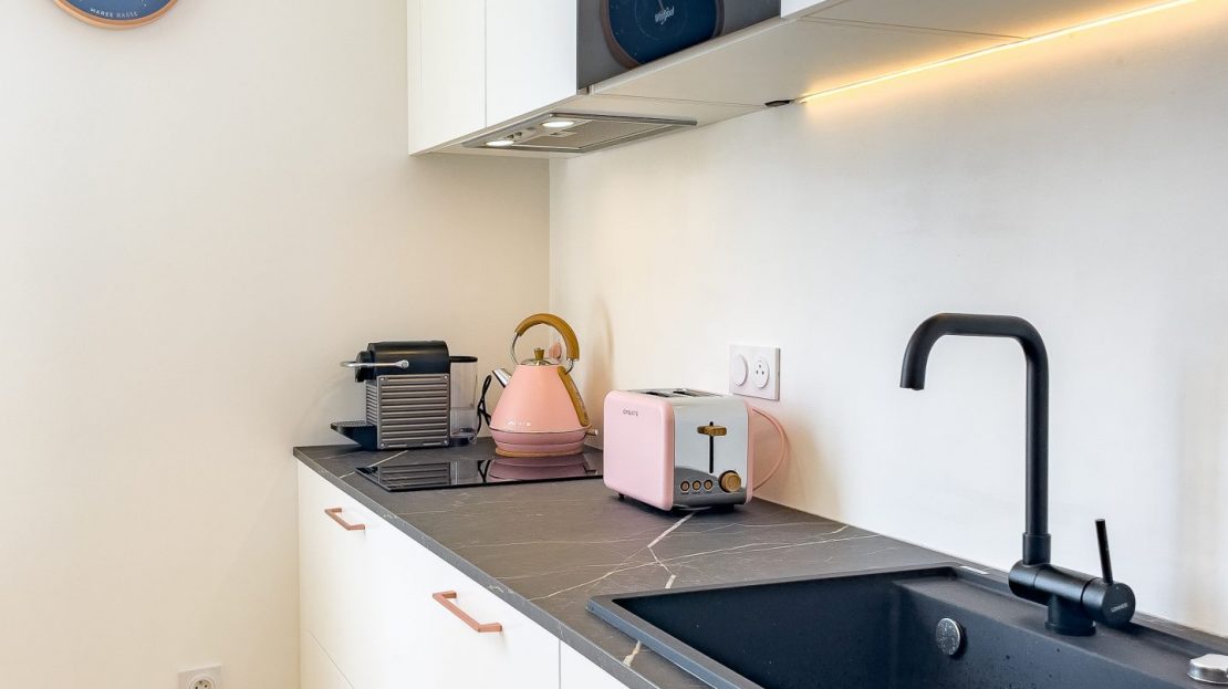 Cuisine appartement La Vicomté à Dinard
